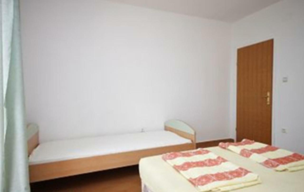 Apartments Marinovac Zivogosce Luaran gambar